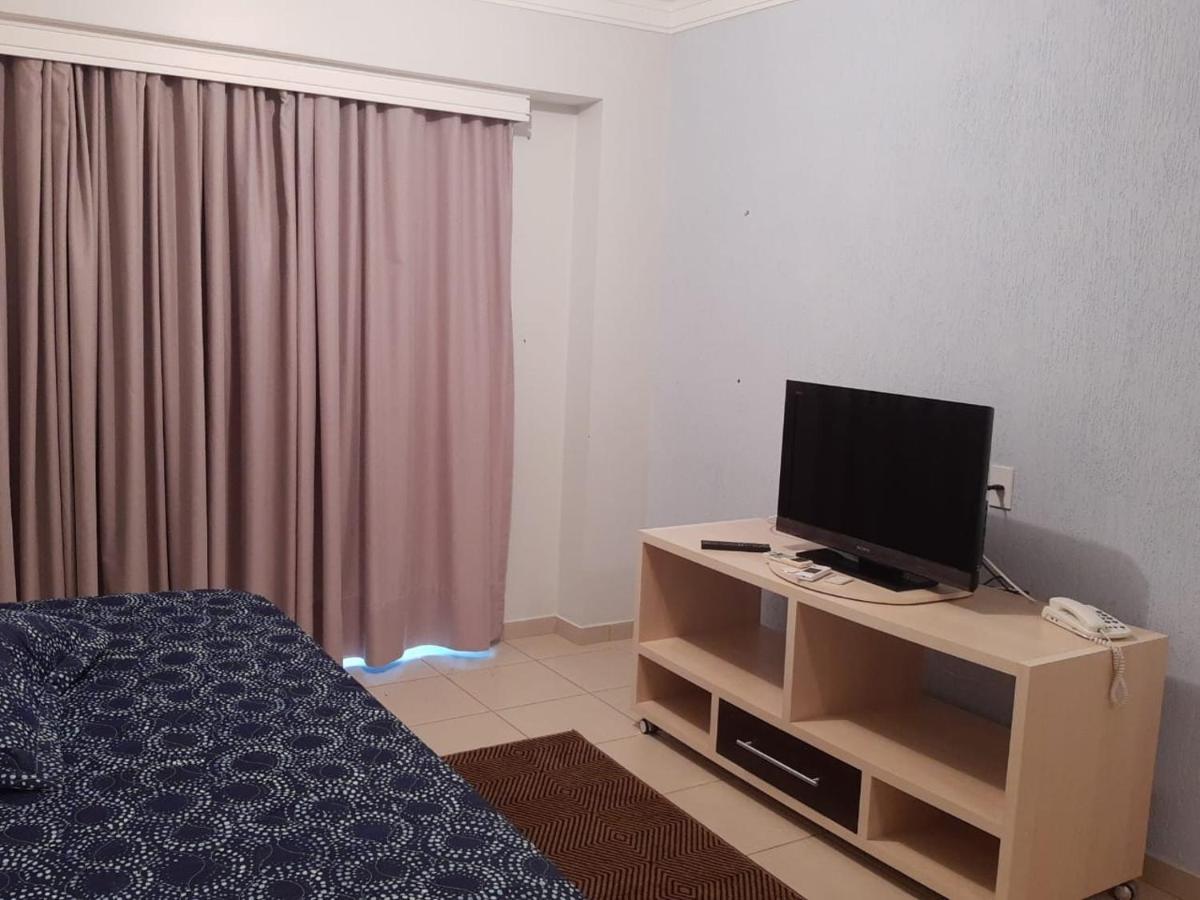 Flat Aguas Da Serra - Com Acesso Ao Rio Rio Quente Exterior photo